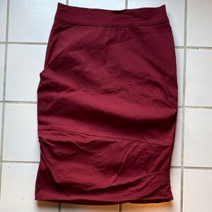 Porto San Francisco Chic Maroon Pencil Skirt